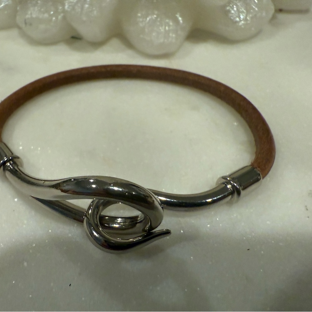 Preloved excellent condition Hermes hook  Bracelet like new authentic